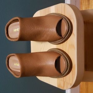 Nine West Lucky OneGD chunky heel shoe, size 5.5